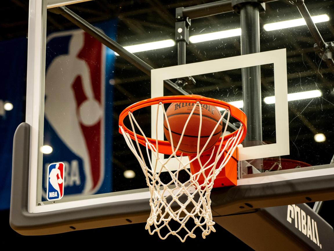 开云体育官网上-CBA季后赛悬念升级强队悉数亮剑,cba季后赛争夺 第3张